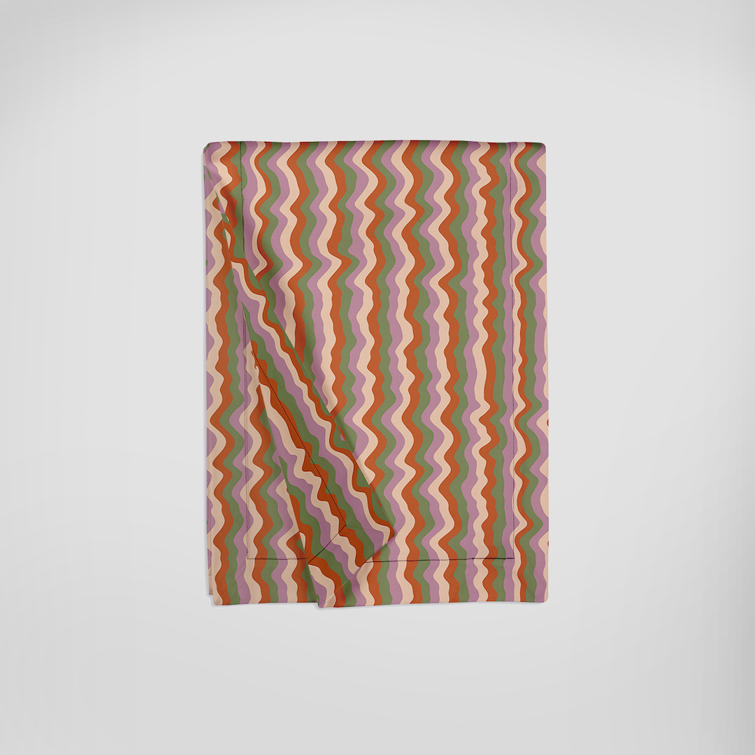 Table Runner in Candy in Lightweight Linen