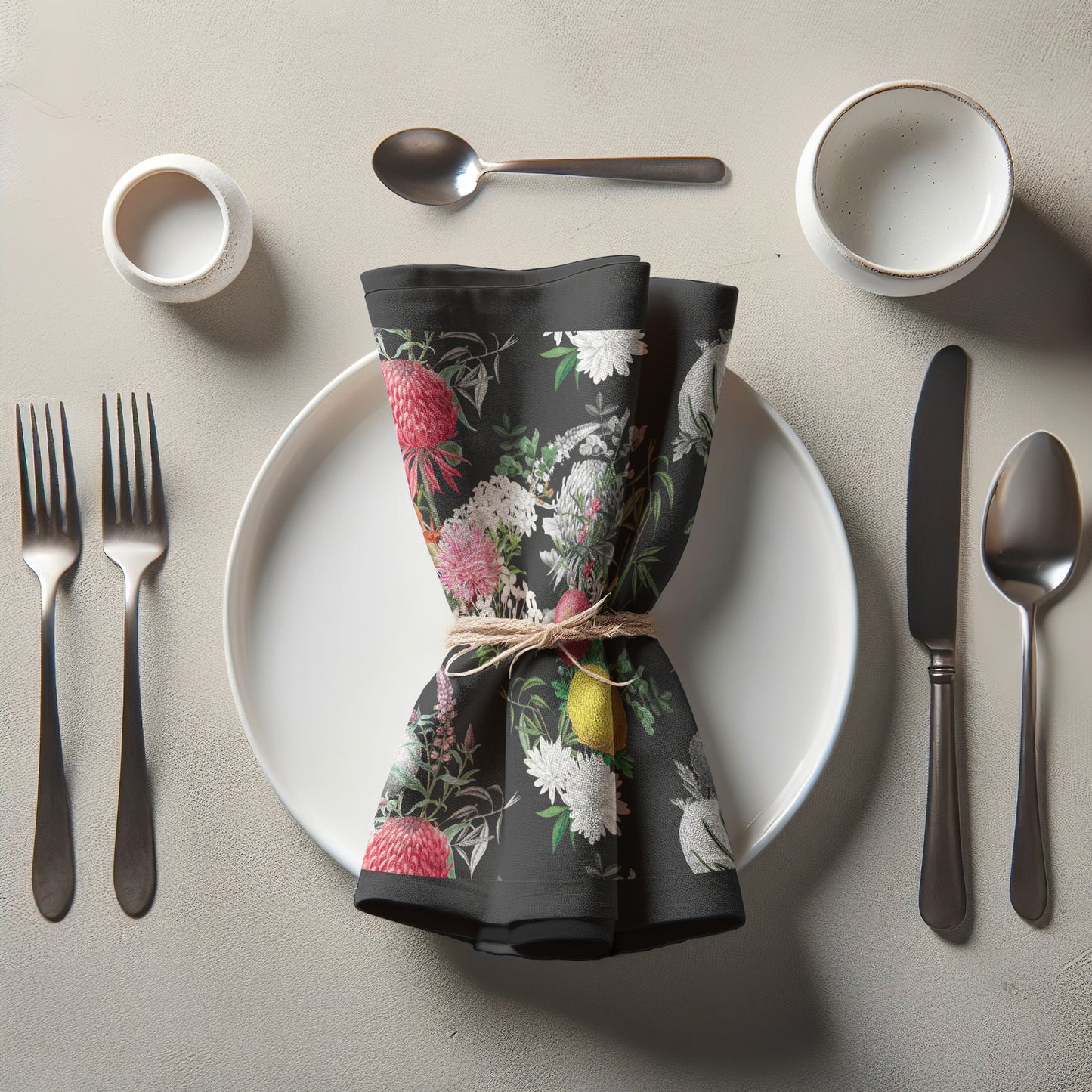 Napkin - Verano in black