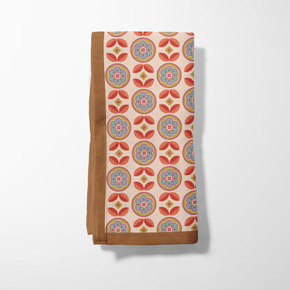 70s Flower Motif Napkin