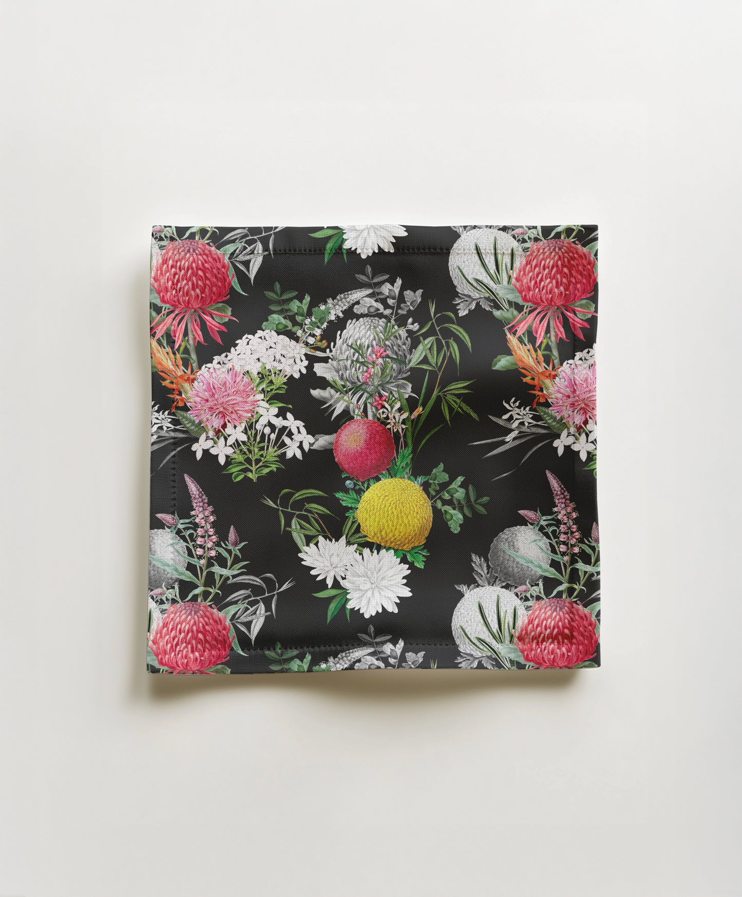 Verano in Black Cocktail Napkin