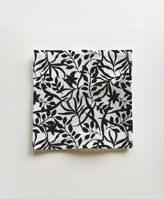Figi Floral Cocktail Napkin in Black and White - Linen - 45%