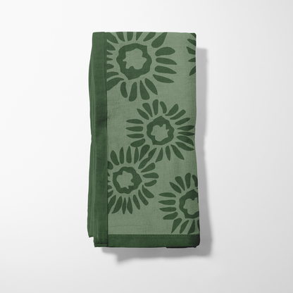 Mid Summer Hike Daisies Napkin in Lightweight Linen