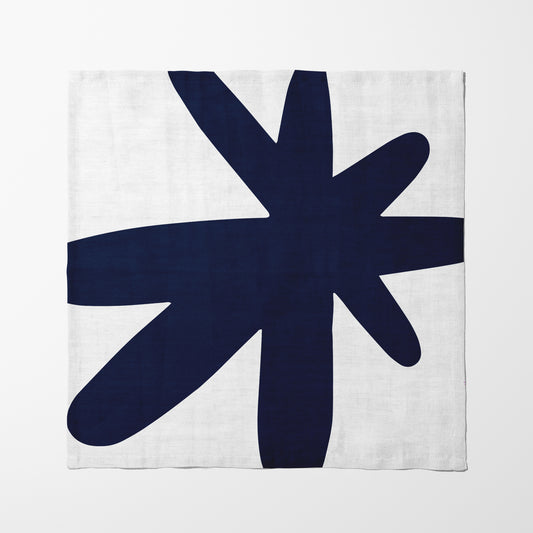 Astérisko in White and Navy Napkin