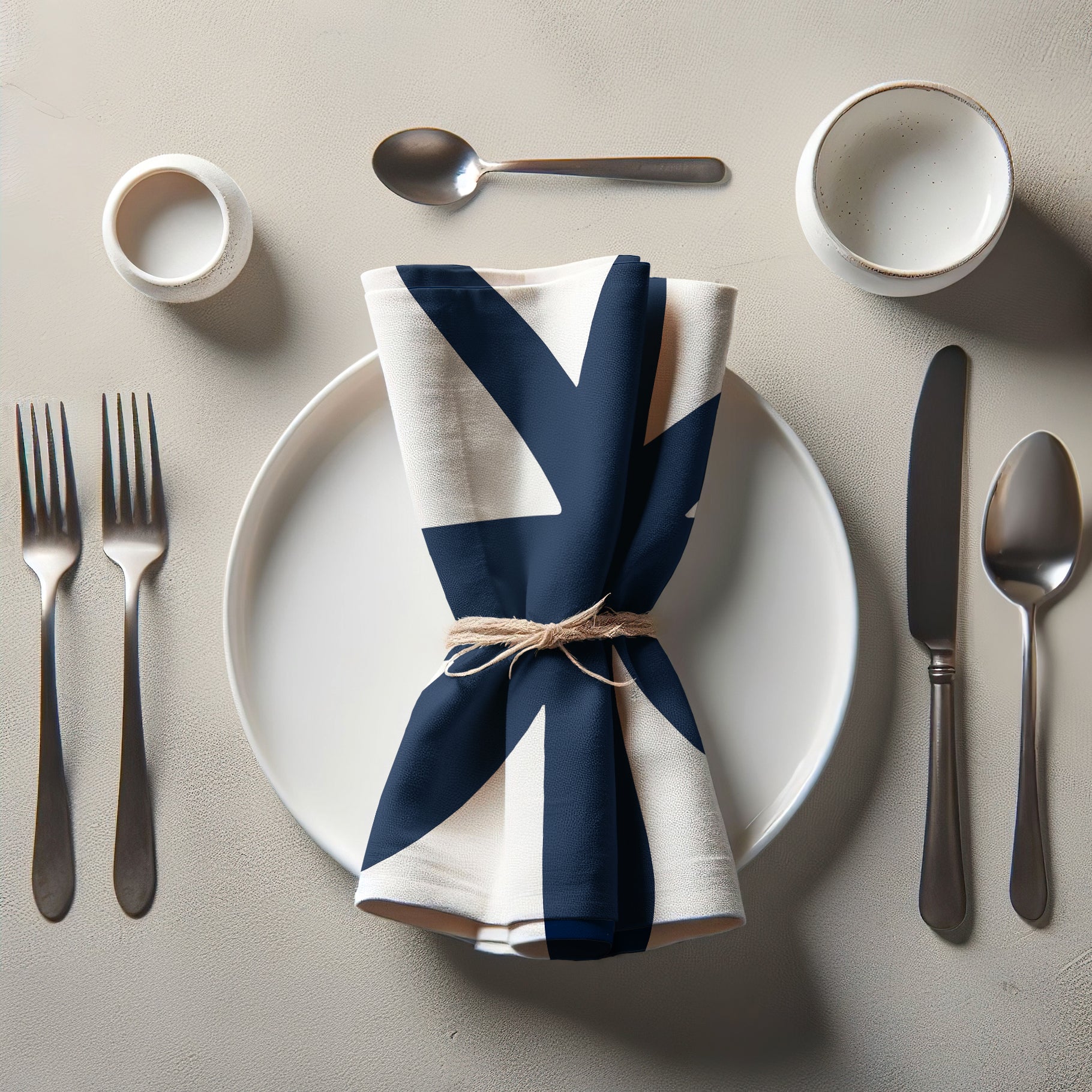 Astérisko in White and Navy Napkin